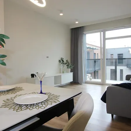 Przytulne Lesnych Skrzatow Apartmán *