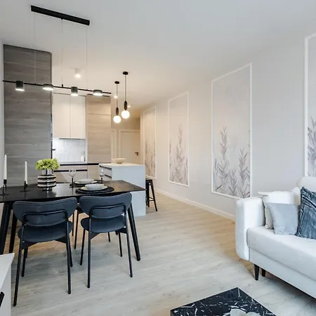 Przytulne Lesnych Skrzatow * ポズナン